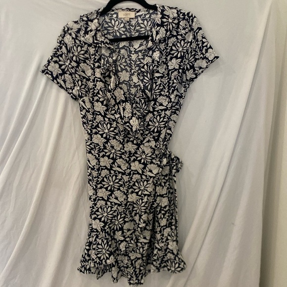 Ann Taylor LOFT Floral Wrap Dress with Ruffle V Neck XS - Picture 1 of 5